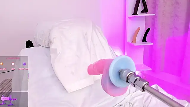 arynaughty20 online show from December 2025 10:47:01 PM