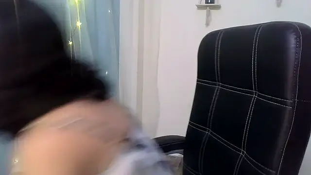 Snapshot of Karan_Ash chatting on November 2025 06:16:02 AM Karan Ash online show from November 2025 06:16:02 AM