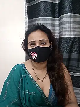 Snapshot of Mow_955 chatting on September 2025 07:19:02 PM Mow 955 online show from September 2025 07:19:02 PM