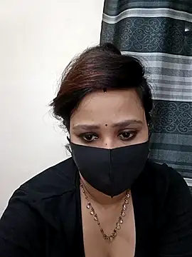 Snapshot of Mow_955 chatting on October 2025 08:42:01 PM Mow 955 online show from October 2025 08:42:01 PM