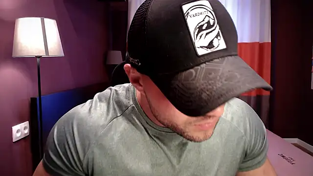 RikAdlerr online show from November 2025 07:55:01 AM