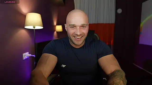 RikAdlerr online show from May 2026 03:07:02 PM