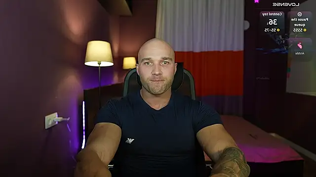 RikAdlerr online show from May 2026 03:54:01 PM