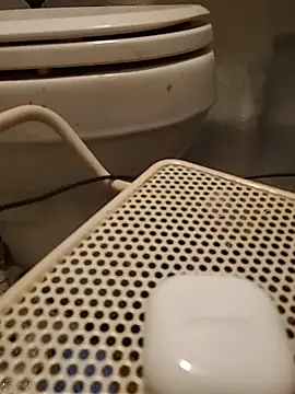 Snapshot of elfranger chatting on December 2025 08:34:02 AM elfranger online show from December 2025 08:34:02 AM