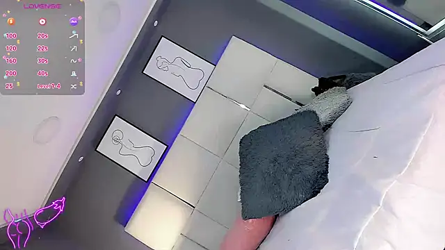 LiaFernandaa online show from January 2026 01:16:02 PM