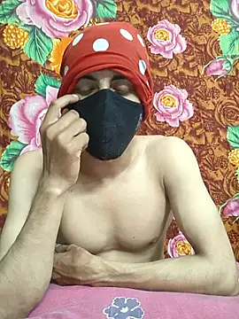 Snapshot of Seducing_couple chatting on October 2025 05:36:02 PM Seducing couple online show from October 2025 05:36:02 PM