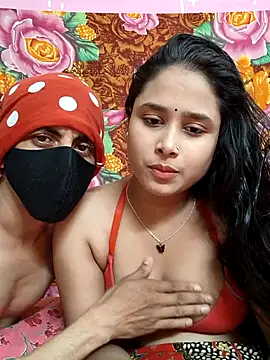 Seducing couple online show from December 2025 09:37:02 AM