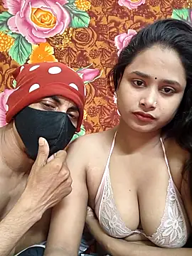 Seducing couple online show from February 2026 04:16:01 AM