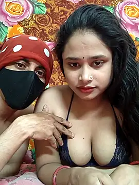 Seducing couple online show from March 2026 04:12:02 AM