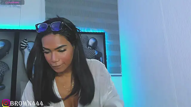  naomibrown  online show from May 2026 01:56:01 AM
