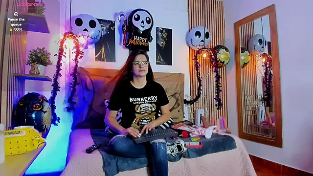 Snapshot of _samanthaa_foxx chatting on October 2025 11:31:01 AM samanthaa foxx online show from October 2025 11:31:01 AM