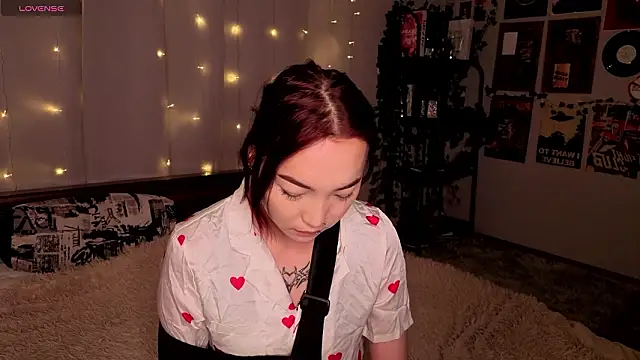 OdetteBiddy online show from February 2026 08:03:02 PM