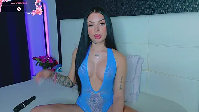 Snapshot of AshleyEttheenn chatting on March 2026 06:25:02 PM AshleyEttheenn online show from March 2026 06:25:02 PM