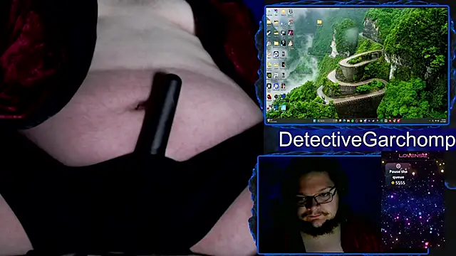 Snapshot of DetChompy chatting on January 2026 01:20:01 AM DetChompy online show from January 2026 01:20:01 AM