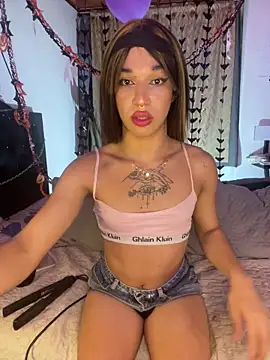 terra sunligth online show from October 2025 09:04:02 PM