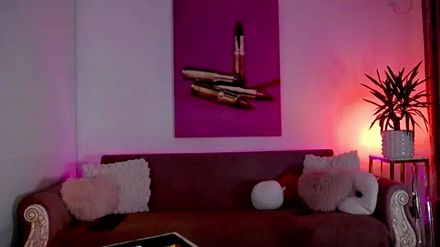 Snapshot of oliviathea chatting on February 2026 01:53:02 AM oliviathea online show from February 2026 01:53:02 AM