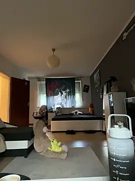 1Richrichard1 online show from May 2026 06:03:01 PM