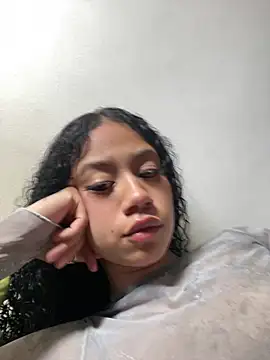 Snapshot of jadee8 chatting on April 2026 05:00:01 PM jadee8 online show from April 2026 05:00:01 PM