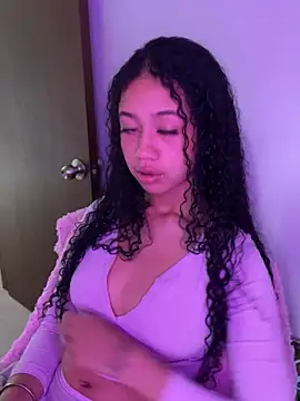 Snapshot of jadee8 chatting on April 2026 06:16:01 PM jadee8 online show from April 2026 06:16:01 PM