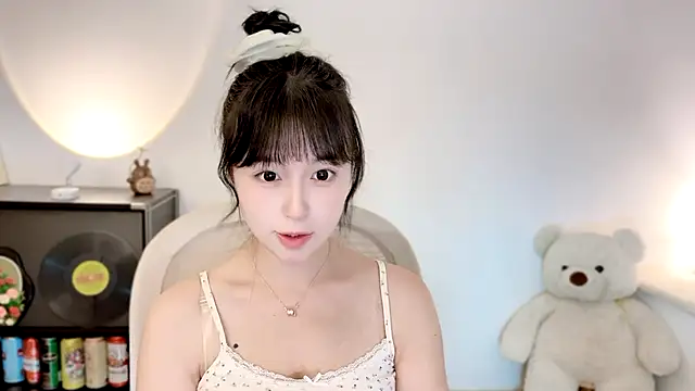Onechestnut online show from July 2026 03:21:02 PM