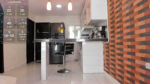 Snapshot of violetta_pretty chatting on October 2025 07:03:02 PM violetta pretty online show from October 2025 07:03:02 PM