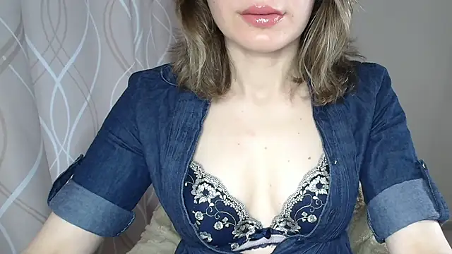 miss  Sophie online show from July 2026 06:17:02 AM