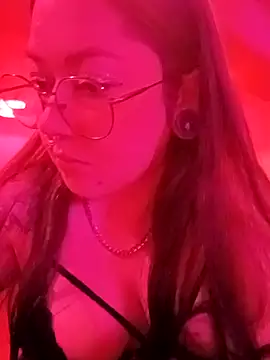 Snapshot of Dulcedeanis chatting on October 2025 01:50:01 AM Dulcedeanis online show from October 2025 01:50:01 AM