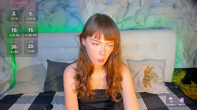 Snapshot of LolaMeddisson chatting on October 2025 08:08:01 PM LolaMeddisson online show from October 2025 08:08:01 PM