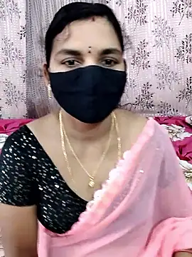 Snapshot of Lalitha-1995 chatting on October 2025 07:03:02 AM Lalitha-1995 online show from October 2025 07:03:02 AM