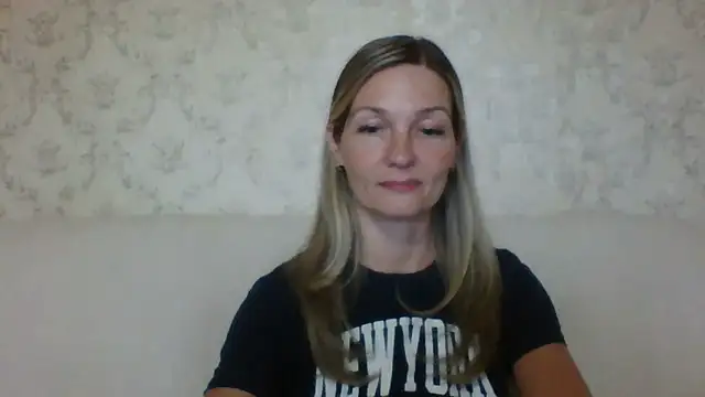sweetriki online show from June 2026 05:36:02 PM
