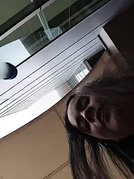 Lambedora 69 online show from April 2026 07:20:02 PM