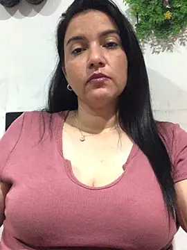 Snapshot of sweetdulcexxx chatting on October 2025 02:45:02 AM sweetdulcexxx online show from October 2025 02:45:02 AM