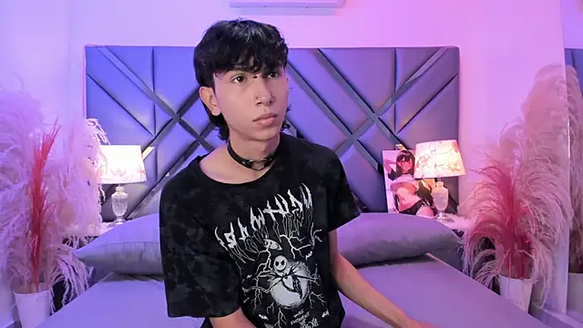 Milan LewisS online show from April 2026 11:48:02 AM