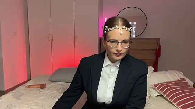 UnderWunder online show from July 2026 03:03:01 PM