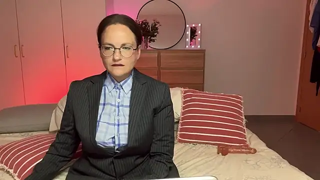 UnderWunder online show from July 2026 04:27:01 PM