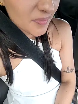 Snapshot of ParaenseBela chatting on April 2026 06:46:01 PM ParaenseBela online show from April 2026 06:46:01 PM