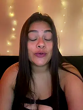 NattashaMore 0719 online show from December 2025 03:24:01 AM