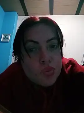 Snapshot of carolinhe_ chatting on November 2025 06:40:01 PM carolinhe online show from November 2025 06:40:01 PM