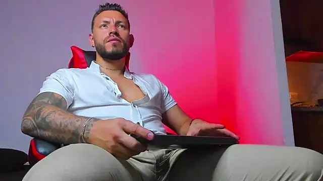 DIMITRI MASTEER online show from December 2025 04:30:02 AM