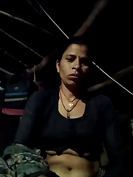 Snapshot of Suhani_sharma1 chatting on October 2025 12:08:01 AM Suhani sharma1 online show from October 2025 12:08:01 AM