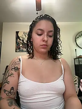 babykalirose online show from May 2026 08:02:02 PM