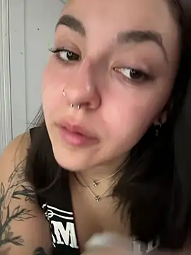 babykalirose online show from May 2026 12:06:01 AM
