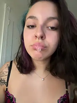 babykalirose online show from May 2026 04:48:01 PM