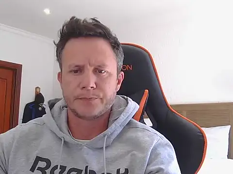 TroyDieselXXX online show from September 2025 09:44:01 AM