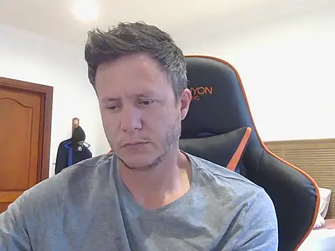 TroyDieselXXX online show from September 2025 04:57:02 AM