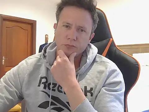 TroyDieselXXX online show from September 2025 04:15:01 AM