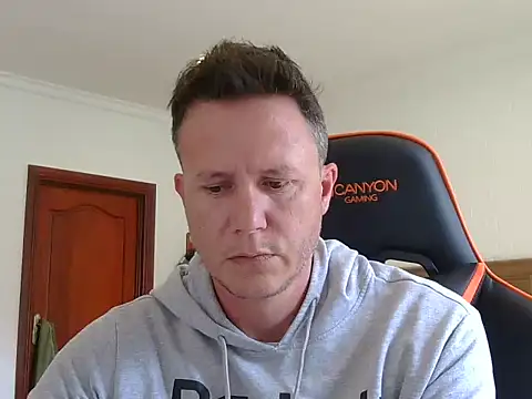 TroyDieselXXX online show from December 2025 09:27:01 AM