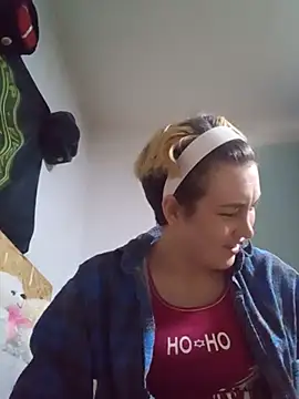 Snapshot of MoonIrene chatting on October 2025 03:05:02 PM MoonIrene online show from October 2025 03:05:02 PM