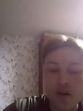 Snapshot of MoonIrene chatting on February 2026 12:58:02 PM MoonIrene online show from February 2026 12:58:02 PM