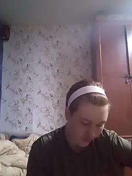 Snapshot of MoonIrene chatting on March 2026 04:35:01 PM MoonIrene online show from March 2026 04:35:01 PM